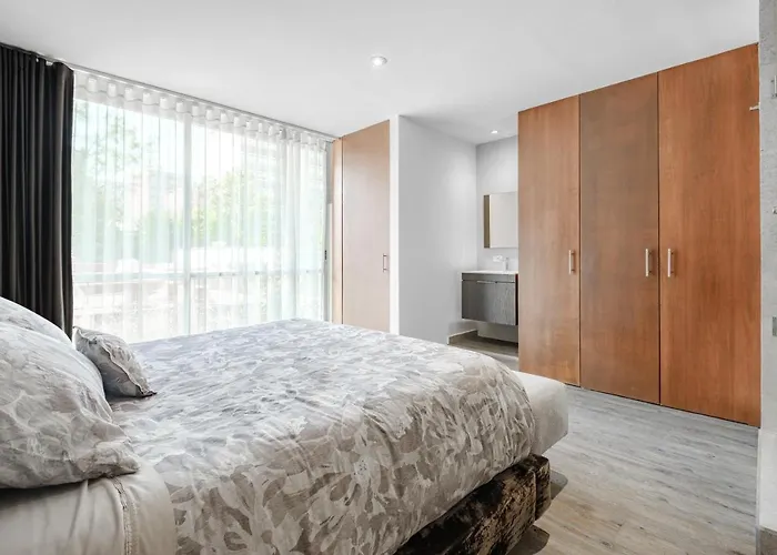 Urban Getaway, Trendy Polanco, Home Office